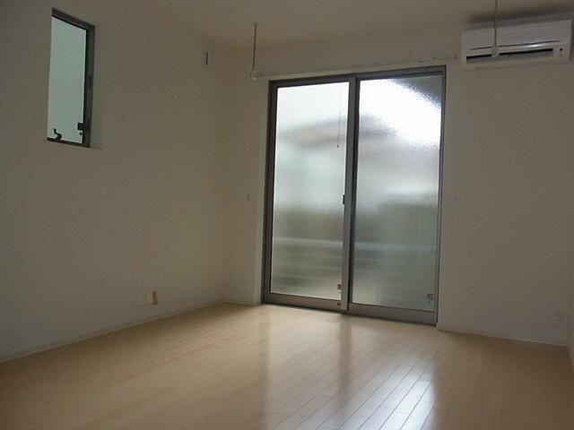 へーベルメゾン小杉町の居間・リビング