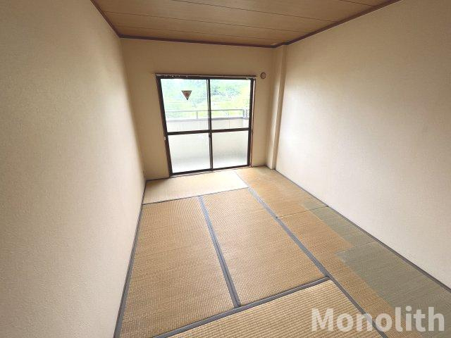 シャトー原山台の和室