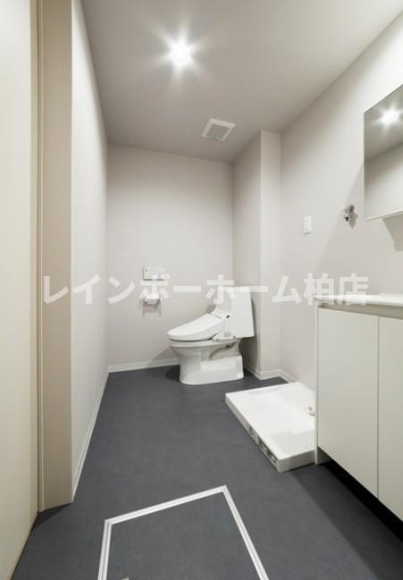 仲介手数料（賃料の1.10ヵ月）の50％OFF対象物件！のトイレ|落ち着いたトイレです