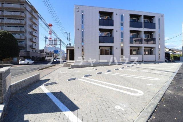 自由が丘ＳＯＨＯの駐車場