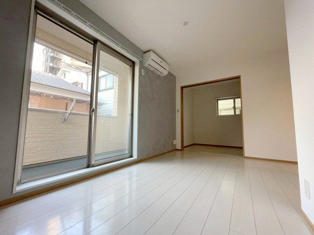 ルビアス柴島の居間・リビング