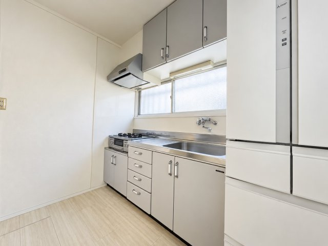 戸建　長田区高取台2丁目のキッチン|動産物はAIにより消去しております。