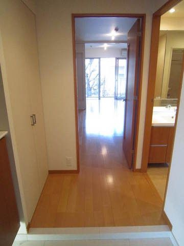 マチュリティ小石川の玄関