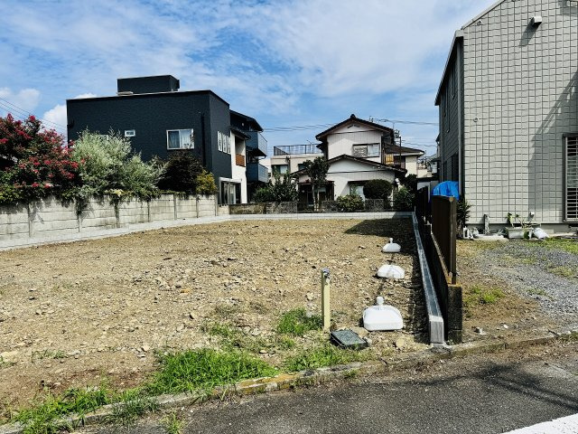 八王子市　中野上町　新築一戸建ての駐車場|～2台駐車可能カースペース～