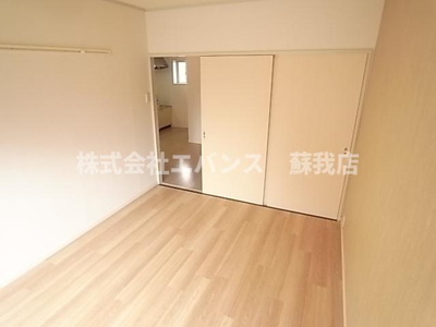 【寝室】 | エトワール末広町 | 使い勝手のいい寝室です