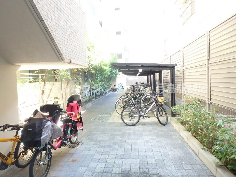 駐輪場
