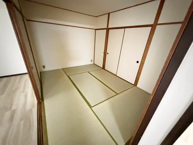 ダフゴ第2マンションの和室