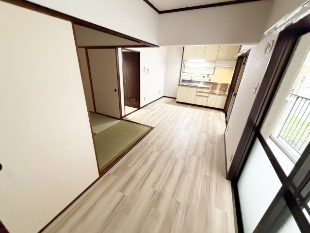 ダフゴ第2マンションの内装