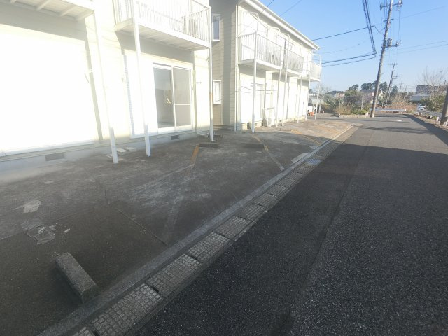 【駐車場】