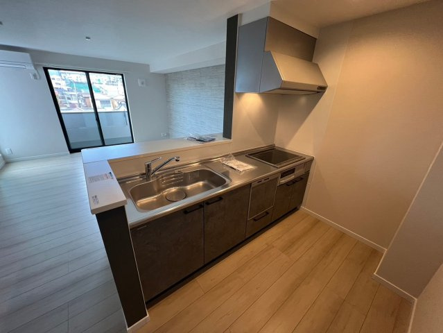 豊中市桜の町６丁目の賃貸マンションのキッチン