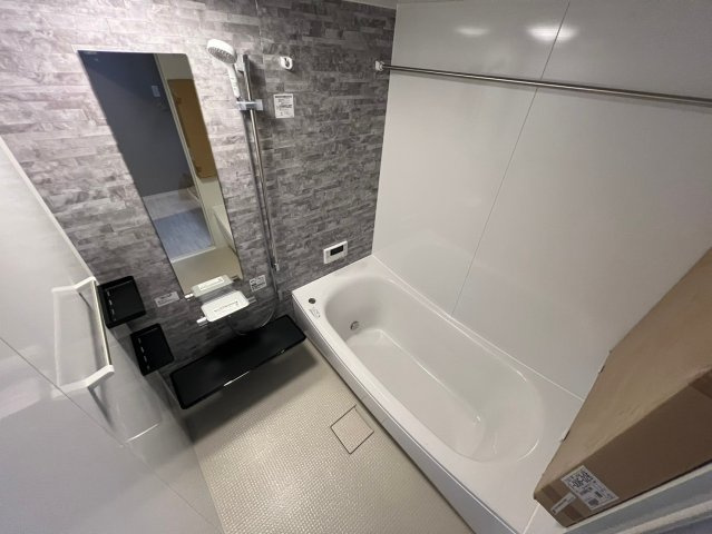 豊中市桜の町６丁目の賃貸マンションの浴室
