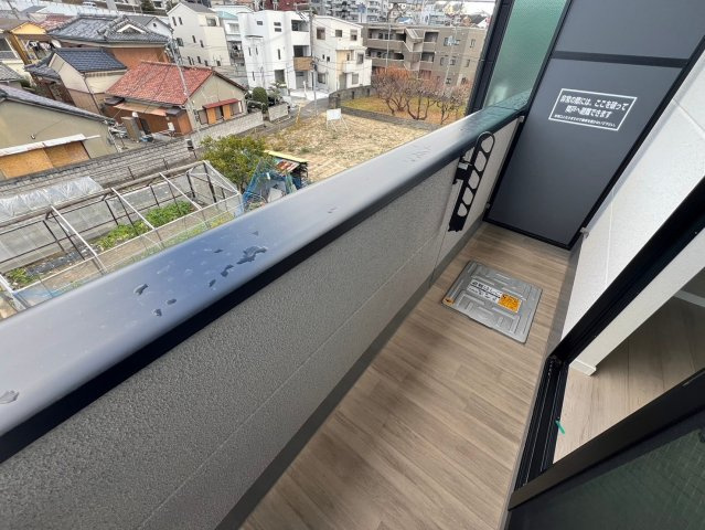 豊中市桜の町６丁目の賃貸マンションのバルコニー