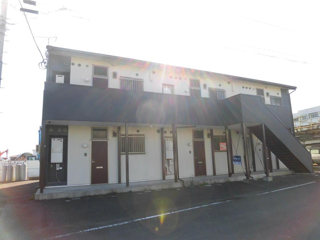 メゾン新川の外観
