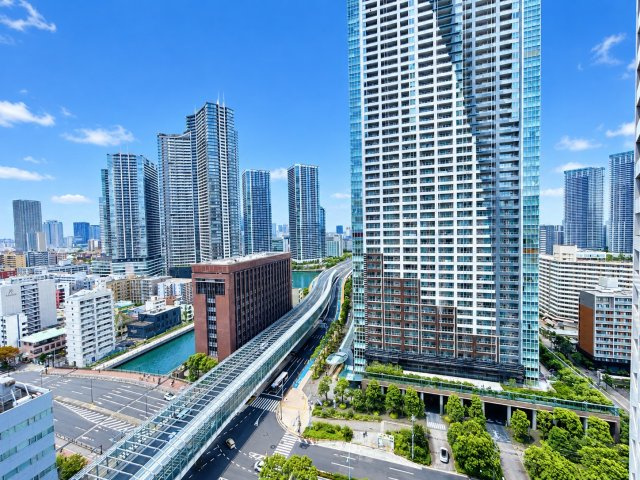 南東向きの為、陽当たり良好です