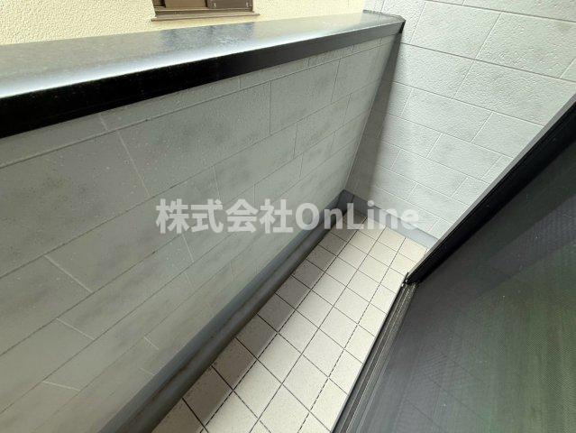八尾市曙町２丁目戸建のバルコニー