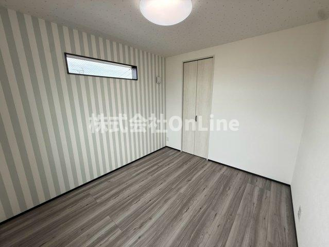 八尾市曙町２丁目戸建の子供部屋