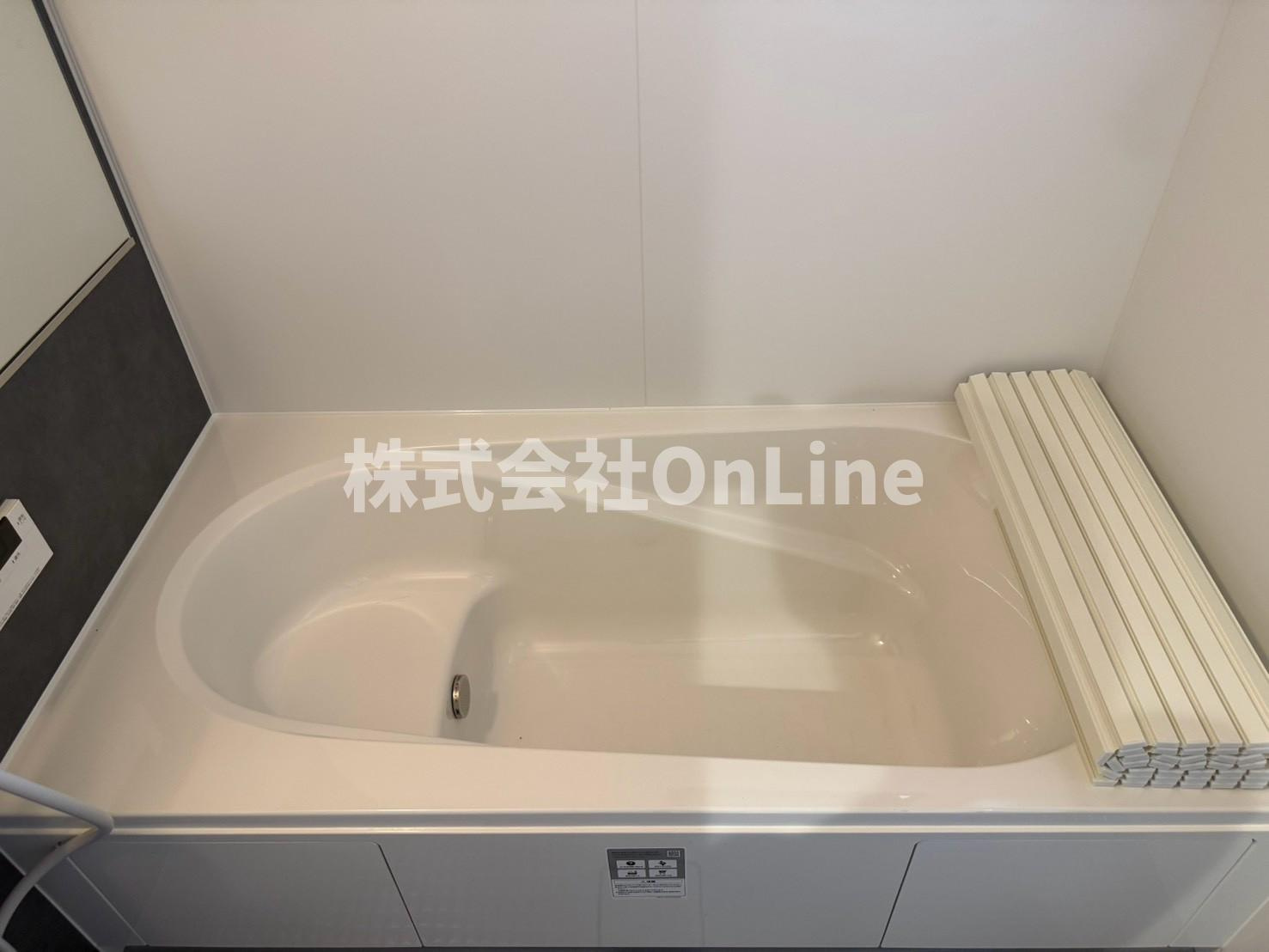 八尾市曙町２丁目戸建の浴室