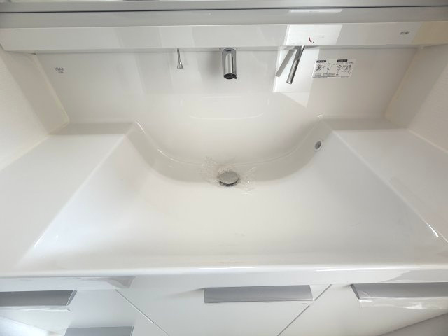 ネクステージ西神中央C棟の独立洗面台