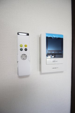 クレスト上野毛Aのセキュリティ|モニター付きインターホン♪