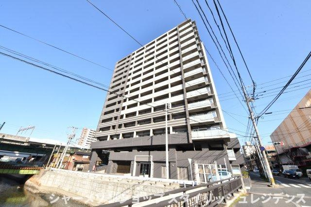 フェルト127の外観