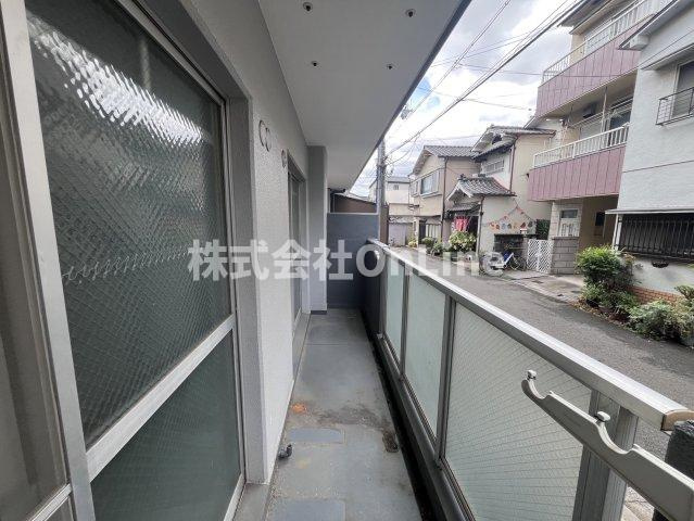 エトワールヴィル－R八尾末広町のバルコニー