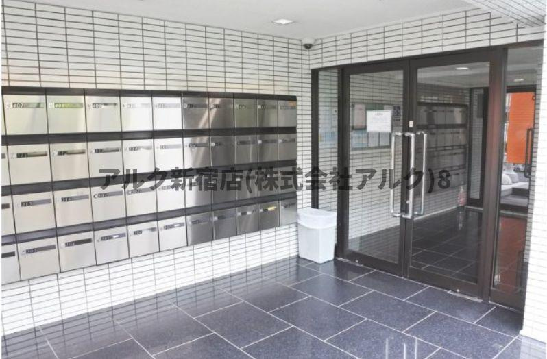 エヴェナール方南町のエントランス|清潔なエントランスです