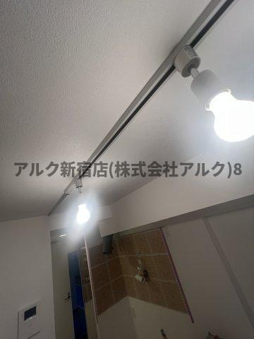 エヴェナール方南町の内装|明るい色調の室内です