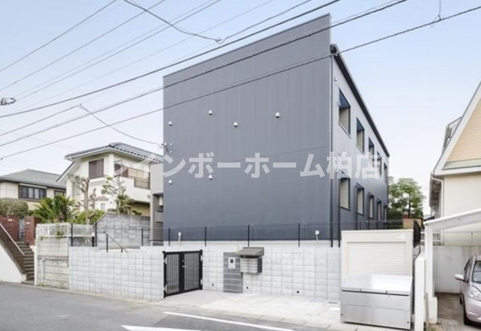 特典：仲介手数料が半額です!!のエントランス|落ち着いたエントランスです