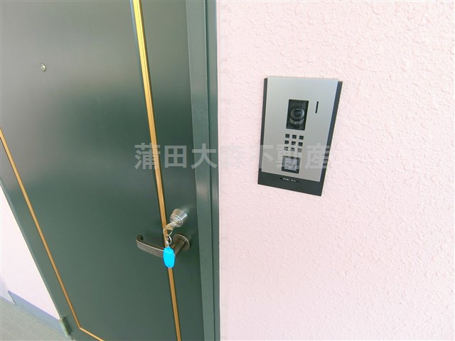 大森タウンビルの玄関