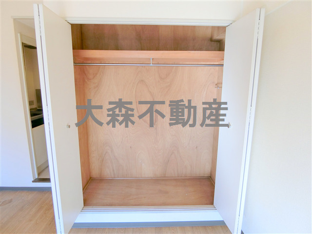 大森タウンビルの収納|1メートル以上の大きなクローゼット