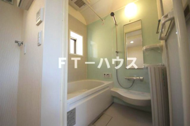 Nishifuna-TreeHouseの浴室