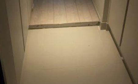 クレヴィスタ板橋西台Ⅲの玄関