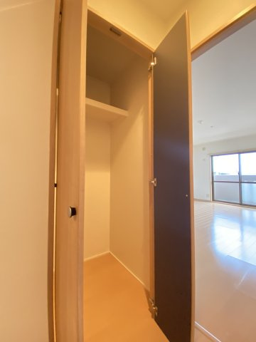 御所ノ瀬マンションの収納|※同物件、別のお部屋の写真です。