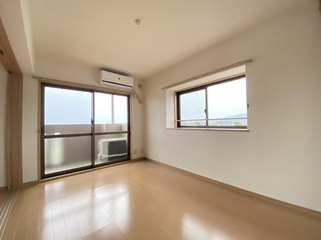 御所ノ瀬マンションの洋室|※同物件、別のお部屋の写真です。