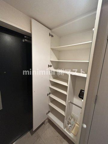 大阪市西区立売堀１丁目の賃貸マンションの収納