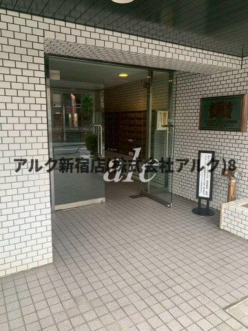 ライオンズマンション方南町駅前のエントランス