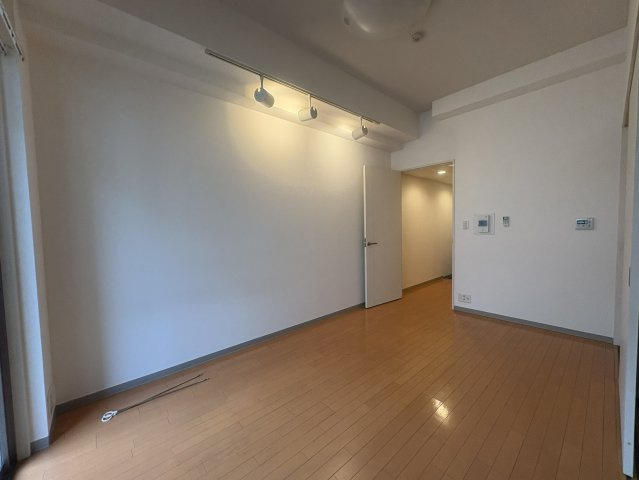 ドゥーエ江坂の居間・リビング