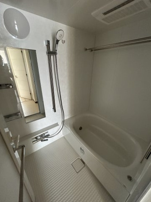レアライズ町屋の浴室