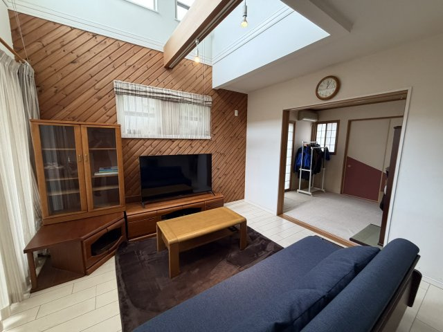 中古戸建　三田市下深田　～野村工務店の家～の居間・リビング