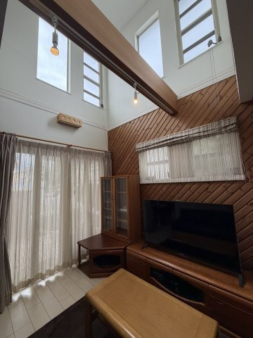 中古戸建　三田市下深田　～野村工務店の家～の居間・リビング