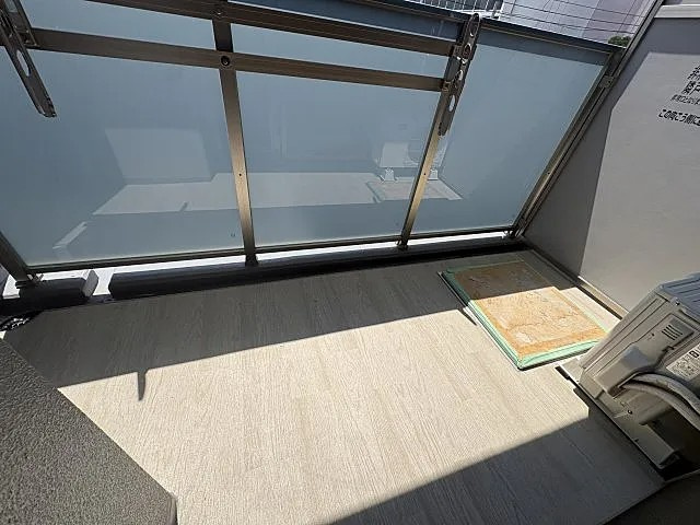 ワールドアイ神戸元町ヒルズのバルコニー