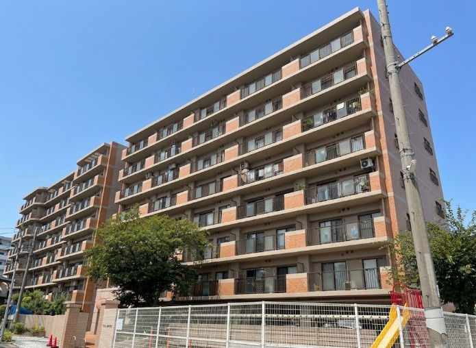 リーベスト春日桜ケ丘の外観|☆日の出小学校、春日北中学校徒歩圏内！２面バルコニーのリノベーション物件登場