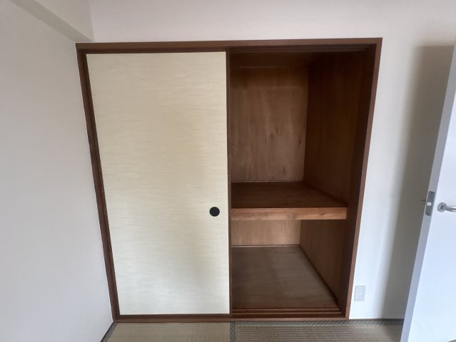 第二阿井マンションの収納