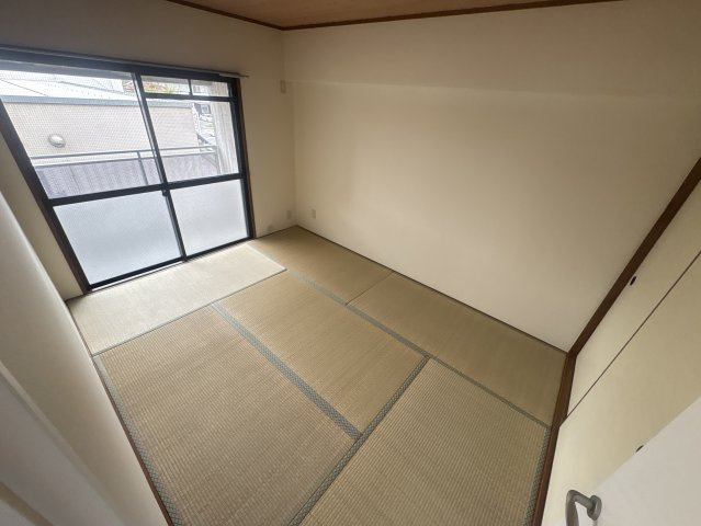 第二阿井マンションの和室
