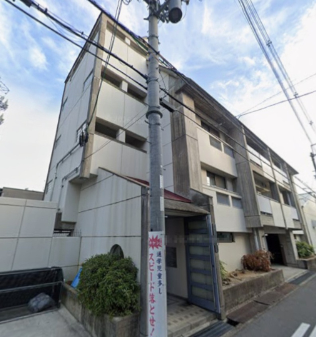 第二阿井マンションの外観
