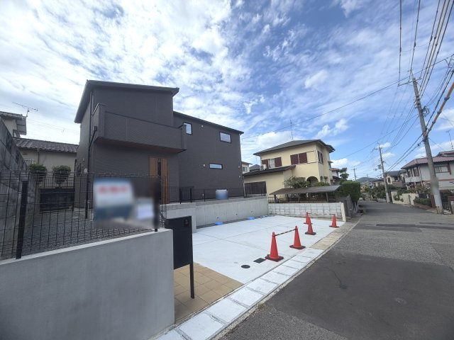 神戸市西区桜が丘東町1丁目新築の外観
