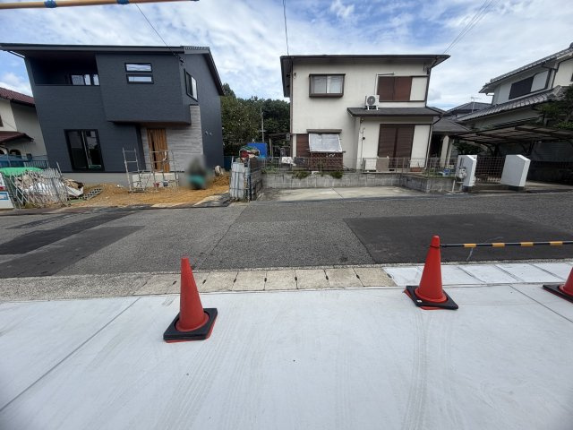 神戸市西区桜が丘東町1丁目新築の前面道路含む現地写真
