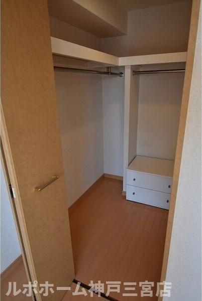 ロイヤルヒル神戸三ノ宮Ⅱの収納