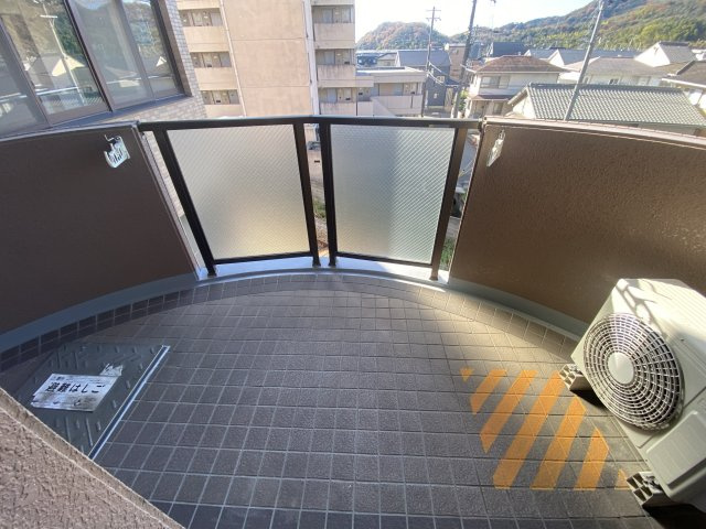 ハッピーエイジ土山のバルコニー