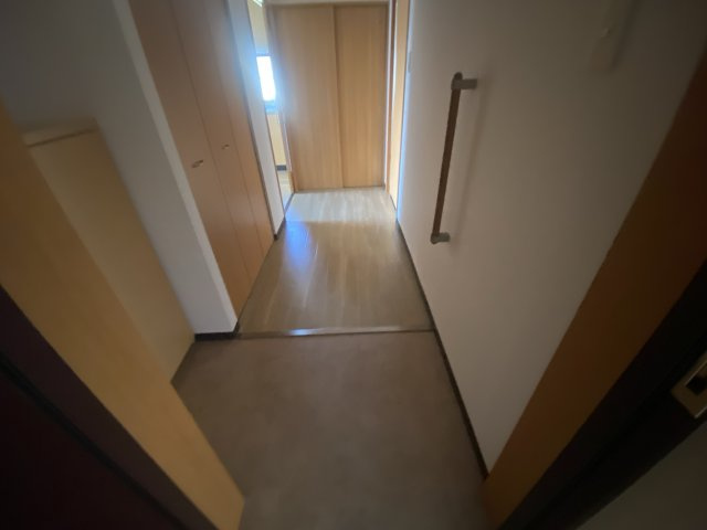 ハッピーエイジ土山の玄関